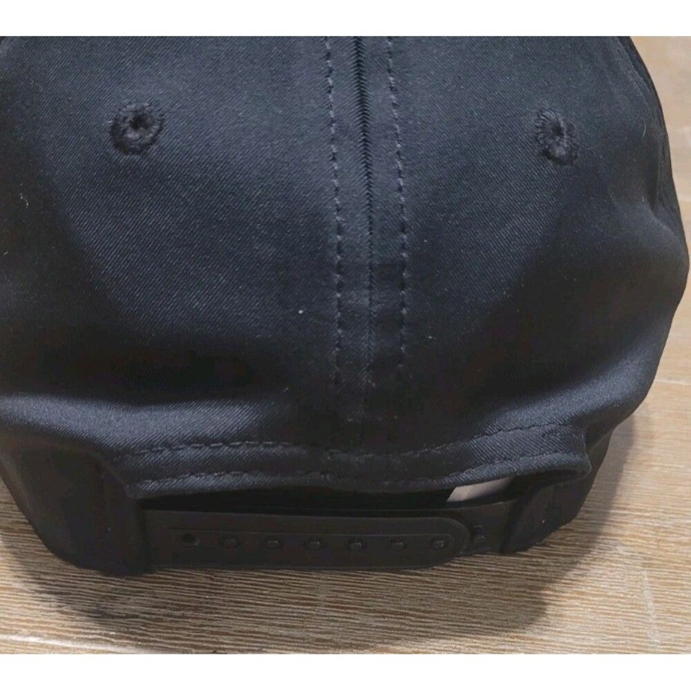 Black Cover Love Lucky Black Hat Green Logo Snapback Cap Golfing Golf Tennis - Picture 3 of 5
